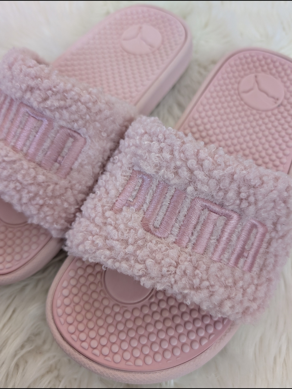 PUMA Cool Cat Sherpa slide sandals in lotus pink colorway Size 5 - Picture 4 of 10